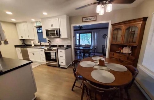 Beverly House | Country getaway - near Beverly, Ohio - close to Jesse Owen’s State Park