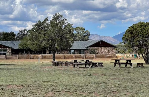 Winona House | Country Hideaway Suite