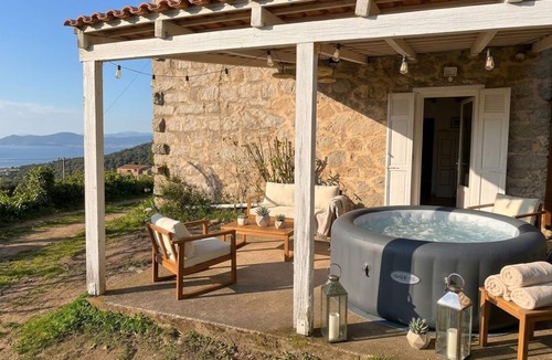 Coti-Chiavari House | Country house in Coti Chiavari