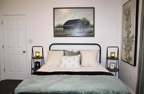 Glen Allen House | Country Inn Short Pump VA