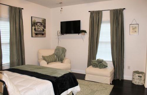 Glen Allen House | Country Inn Short Pump VA
