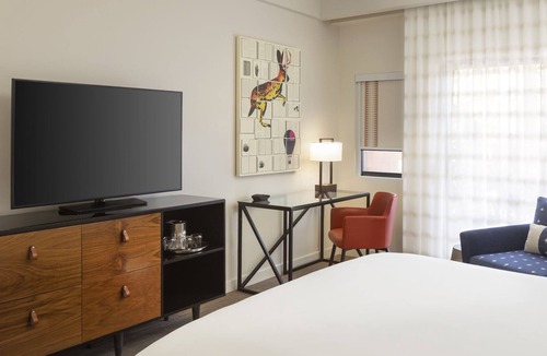 Uptown Sedona Hotel | Courtyard King Sanctuary, Amara Resort and Spa, Pool & Hot Tub, Shopping Nearby