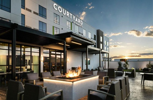 Lewiston Hotel | Courtyard Lewiston