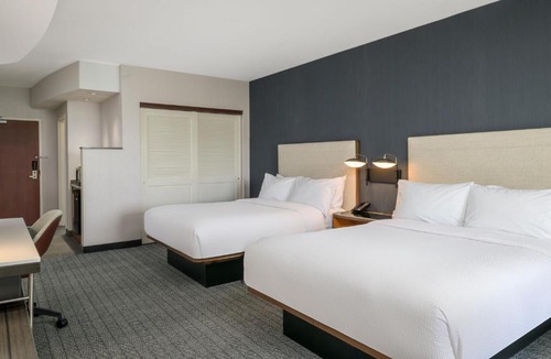 Grant Creek Hotel | Courtyard Missoula