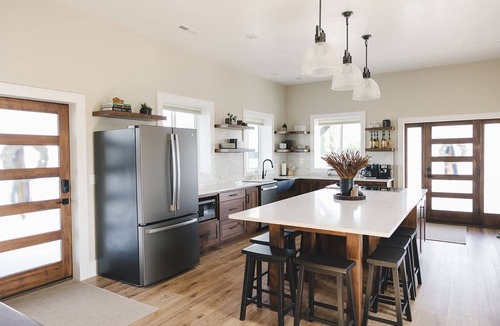 Preston House | COW PALACE Experience Rustic Charm and Tranquility at our Old Milk Barn.
