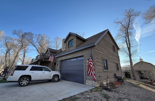 Panguitch Apartment | Cowboy Loft at Azevedo Ranch - Peaceful Stay Near Bryce with Lake