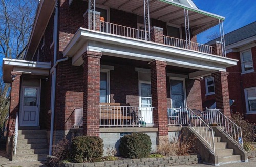 West Price Hill Apartment | Cozy 1- bedroom apartment, 8 mins to downtown Cincinnati