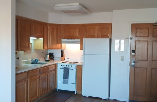 Mesquite Condo | Cozy 1-bedroom condo in lovely Mesquite with Views, Hot Tub, Pool, AC, and Gym