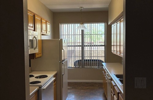 Surprise Condo | Cozy 1-bedroom condo in Surprise AZ with AC