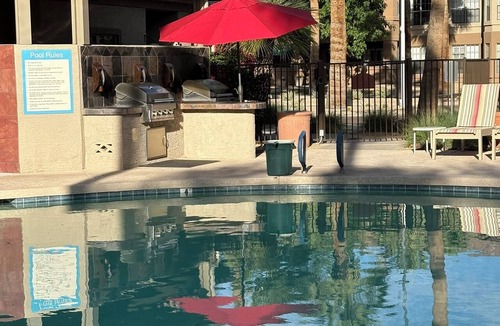 Surprise Condo | Cozy 1-bedroom condo in Surprise AZ with AC