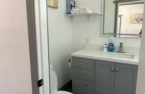 South San Jose Apartment | Cozy 1 bedroom studio A in San Jose with kitchen/free Wi-Fi/laundry/parking