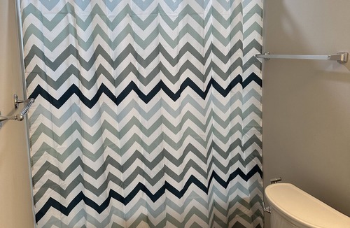 Maxwell Apartment | Cozy 1-BR Basemnt apartment AC, WiFi, Private full bath and Kitchen