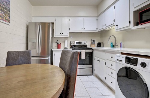 Arcadia Lite Condo | Cozy 2-bedroom condo in charming Phoenix with WiFi, AC