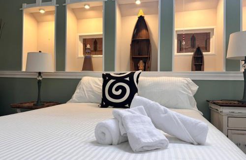 Annapolis House | Cozy 3BR Annapolis sleeps 6 Private Deck, Parking