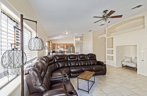 Drexel Heights House | Cozy 4 bedroom home. Just minutes to Downtown Tucson