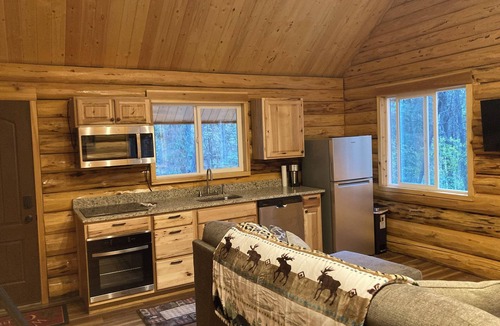 Kalispell Cabin | Cozy Amish Log Cabin at Ashley Lake