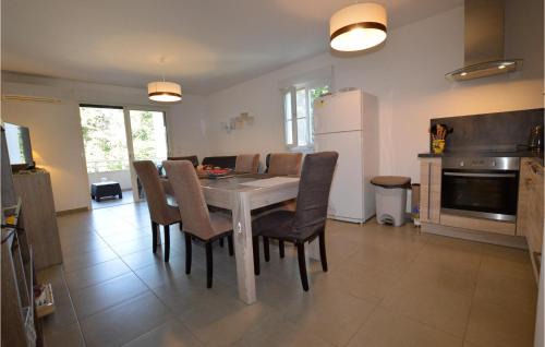Moriani-Plage Apartment | Cozy Apartment In Moriani Plage