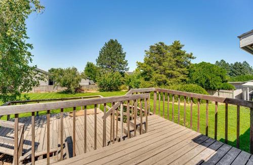 Kennewick House | Cozy Apt w/Private Deck, 2 Mi to Toyota Center!