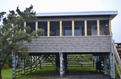 Wind Over Waves Cottage | Cozy Beach Cottage! Pet Friendly! Booking now for 2026!