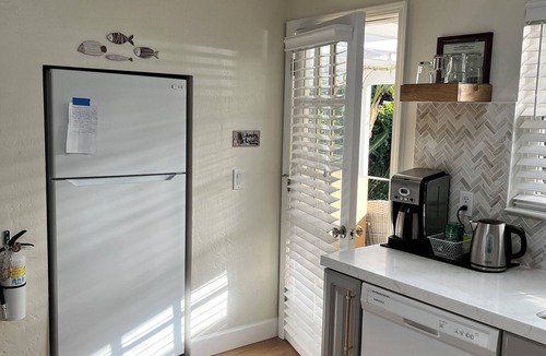 Eastside Santa Cruz House | COZY BEACH HOUSE plus GUEST HOUSE each unit 2 adults PET FRIENDLY