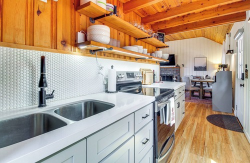 Pinetop Cabin | Cozy Cabin + Casita | Pinetop Forest Retreat