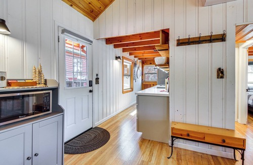 Pinetop Cabin | Cozy Cabin + Casita | Pinetop Forest Retreat