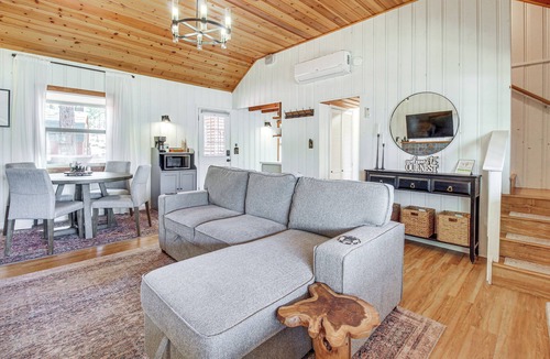 Pinetop Cottage | Cozy Cabin + Casita Pinetop Forest Retreat