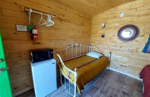 Escalante Cabin | Cozy Cabin in Escalante, Utah - Amazing Glamping Spot for Exploring Canyons and National Parks