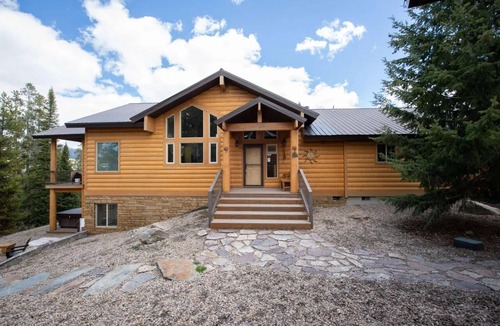 Ketchum Cabin | Cozy Cabin in Stanley Basin!