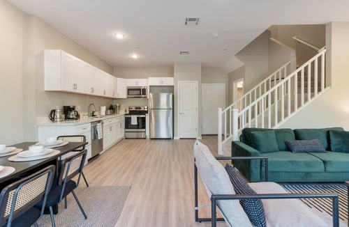 Surprise House | Cozy Cactus | Pool & Games I Near Stadium & Golf