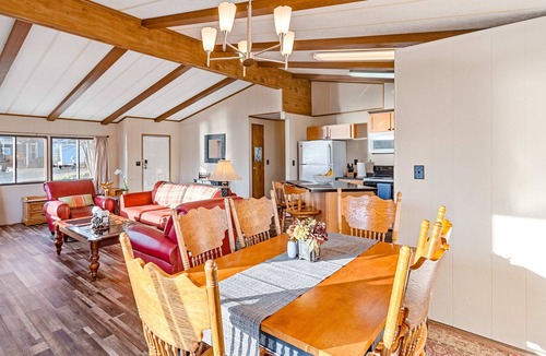Harrison House | Cozy CDA Waterfront Home