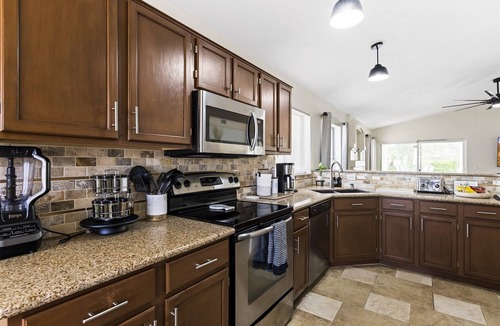 Provinces Master Community House | Cozy Chandler home with private pool!