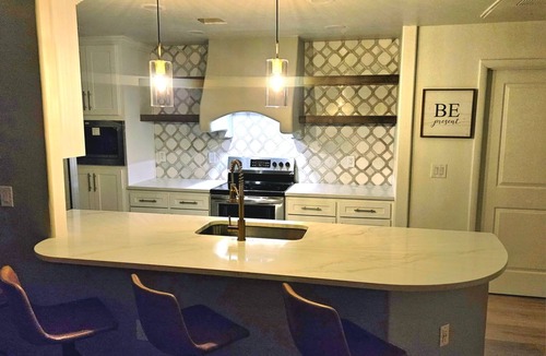 Tucson Condo | Cozy Condo Retreat Steps to the River Walk!