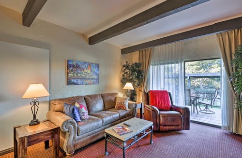 Inner Circle Apartment | Cozy Condo with Balcony - Walk to Salt River Fields!