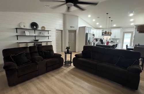 Safford House | Cozy Desert Home Near Mountain View