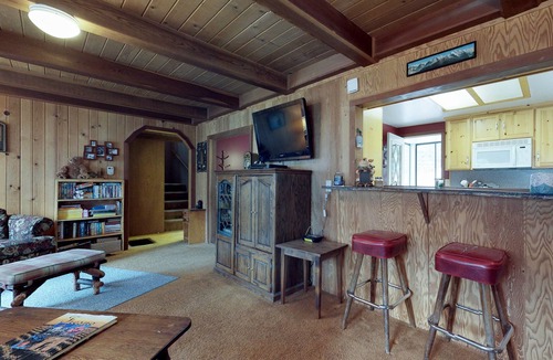 West Village House | Cozy Dog-Friendly Cabin with WiFi Near Shaver Lake, Village, & More