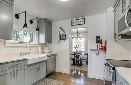 Circleville Cottage | Cozy Farmhouse-style Cottage by Mighty 5 Ntl Parks