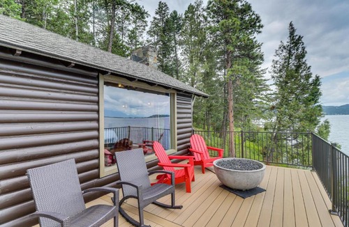 Lakeside Apartment | Cozy Flathead Lake Cabin w/Picturesque View