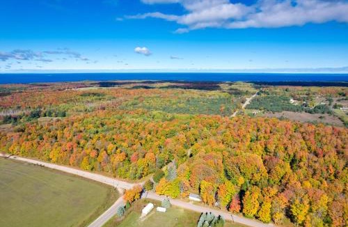 Harbor Springs House | Cozy Harbor Springs Vacation Rental, 13 Mi to Town