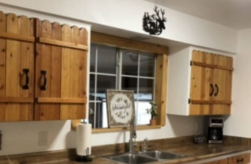 Show Low House | Cozy home in the high country.