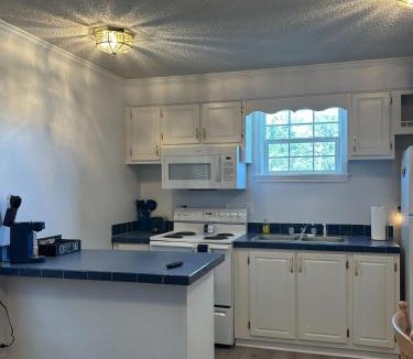 Holly Ridge Resort | Cozy Home with Pool Access in Surf City