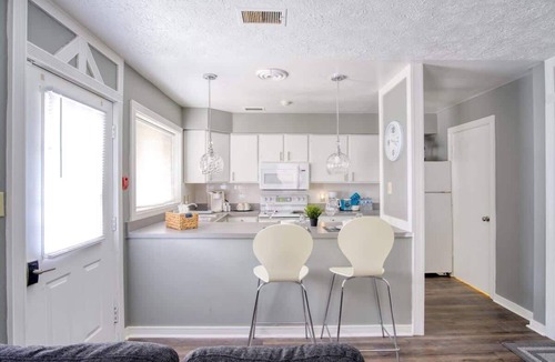 Mapleton/Fall Creek House | Cozy Indy Getaway | Parking WiFi Near Downtown