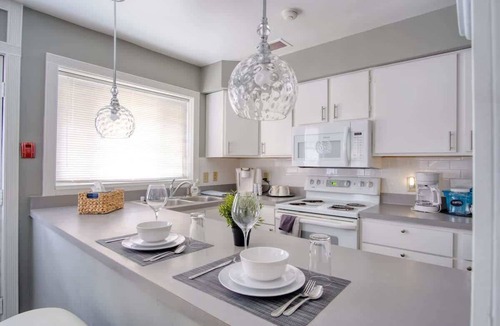 Mapleton/Fall Creek House | Cozy Indy Getaway | Parking WiFi Near Downtown