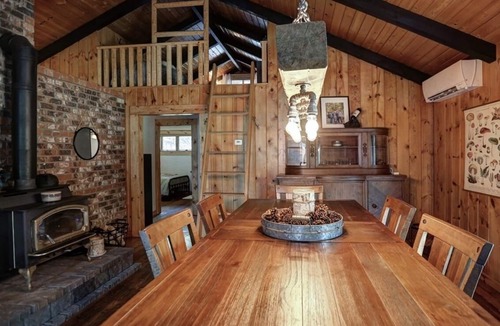Elk Cabin | Cozy Lake Front Cabin on Chain Lake!