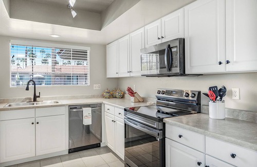 Palm Springs Condo | Cozy Mesquite CC condo w/Exceptional Views of the Preserver & Mountains! - Mesq