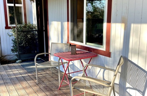 North Lakeport Apartment | Cozy, New, One Bedroom private Apt near Hospital with Boat Parking & Hook Up