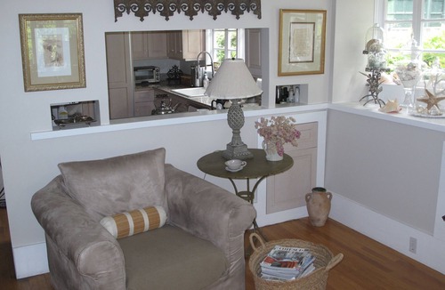 Pacific Grove Cottage | Cozy Pacific Grove Cottage - Walking Distance To Everything 0170