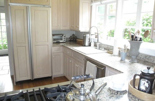 Pacific Grove Cottage | Cozy Pacific Grove Cottage - Walking Distance To Everything 0170