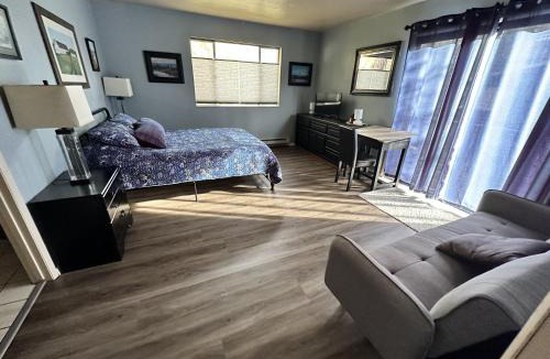 Ponderosa Park House | Cozy Pines Cabin in Prescott - 3bd 2ba