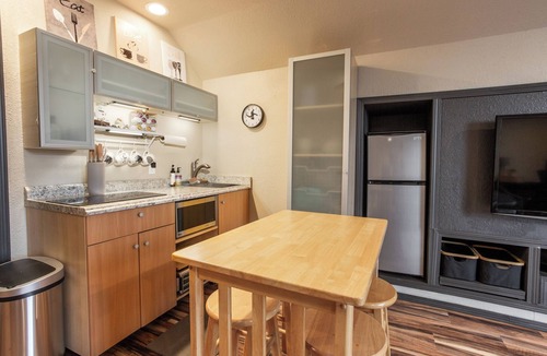 Spokane Apartment | Cozy Private Studio in peaceful North Spokane community on Five Mile Prairie